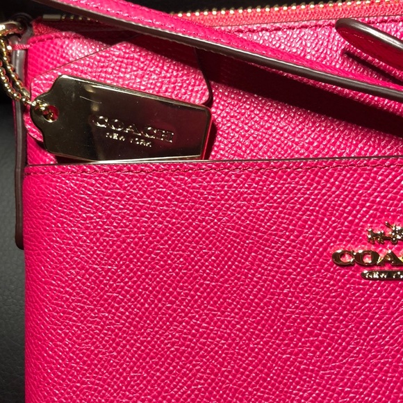 Coach Leather Pink Crossbody - Picture 4 of 8